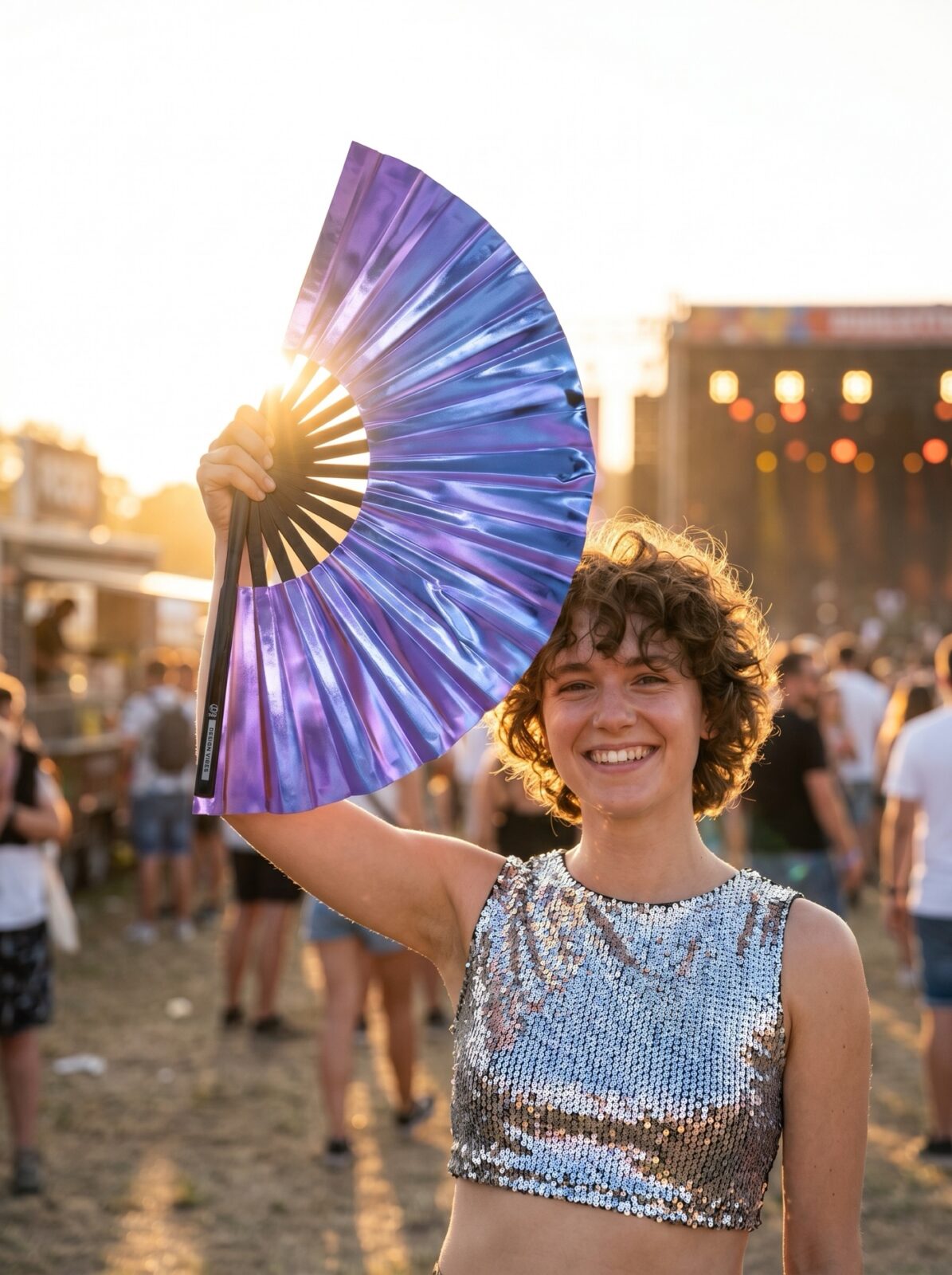 Festival Fan holografisk blå-lilla metallic – Rave accessoire – Visning 3