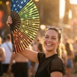 Festival Fan sort med regnbue prikker – Rave & CSD – Visning 3