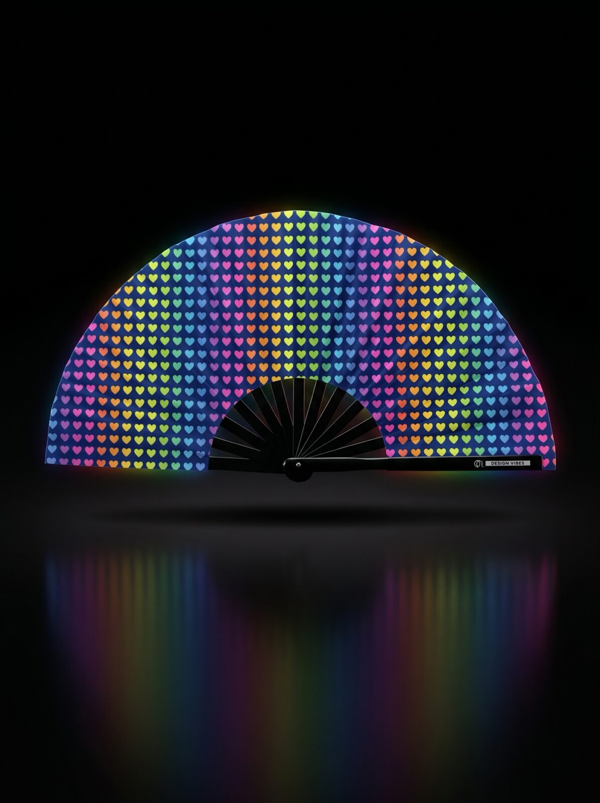 Festival Fan mørkeblå med regnbuehjerter – CSD & Pride