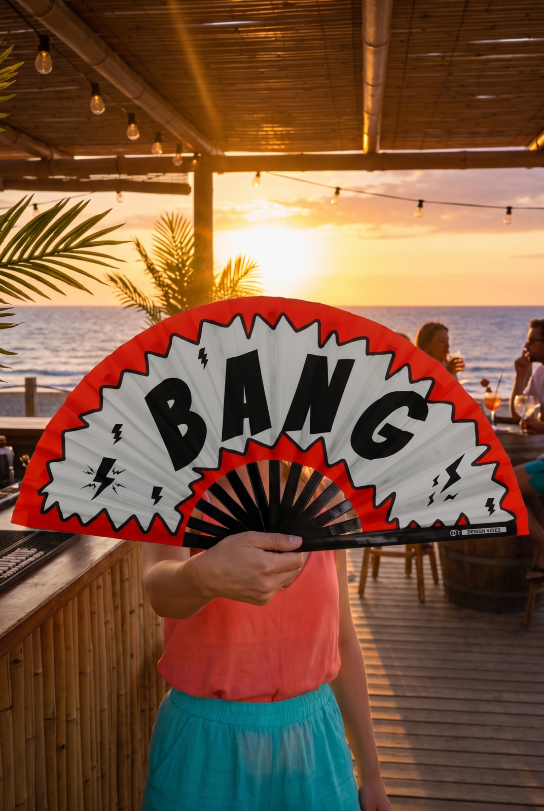 Festival Fan “BANG” comic i rød og hvid – Rave & party accessoire – Visning 6