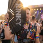 KINKY” festival fan i sort – Rave & Pride statement – Visning 3