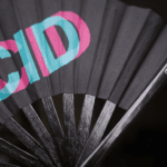Festival Fan “ACID” sort blågrøn-pink – techno & rave accessoire, Visning 6