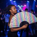 Festival Fans, holografiske, med glimmer og pastelfarvede regnbue-motiver til festivaler og Rave-fester, Visning 2