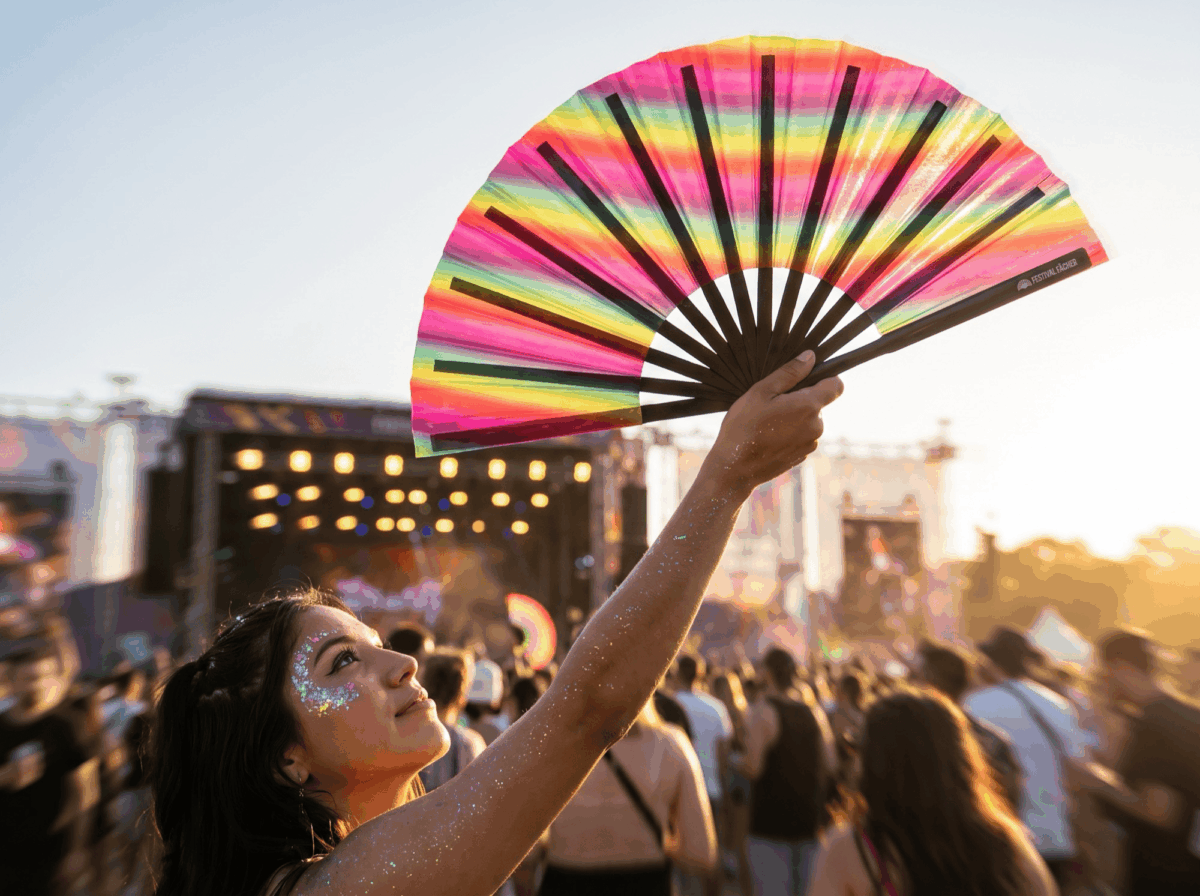 Festival Fans, gennemsigtige med regnbuefarvede striber til CSD & Pride, Visning 3