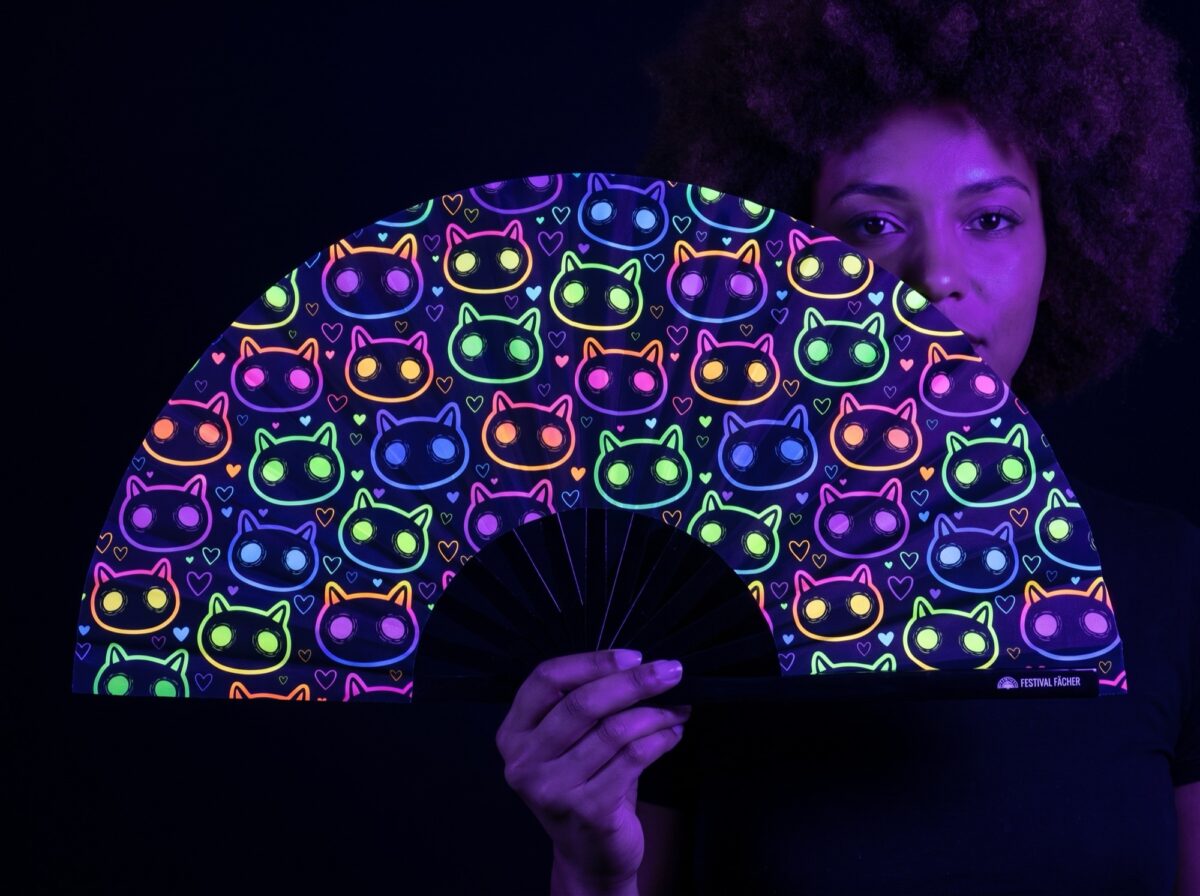 Festival Fan med neonkatte i sort til rave og festivaler Rave (UV)