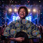 Festival Fans med neonfarvede cirkler i sort til Techno og Rave, Visning 4