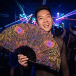 Festival Fan med neonmønster i sort til psytrance og Goa, Visning 2