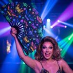 Festival Fan med neonfarvede sommerfugle i sort til Rave og blacklight, Visning 5