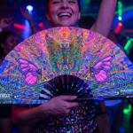 Festival Fan med sommerfugl-mandala i lilla til psytrance og festivaler, Visning 2